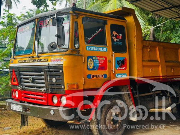 LANKA ASHOK LEYLAND COMET TIPPER 1613 2011