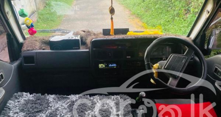 MAZDA BONGO BROWNY 1994