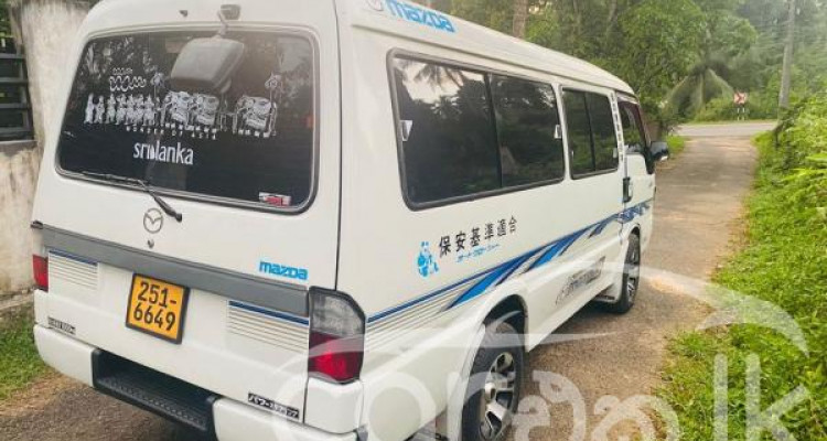 MAZDA BONGO BROWNY 1994