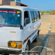 TOYOTA HIACE LH20 1980