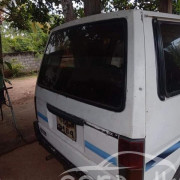 NISSAN VANETTE 1986