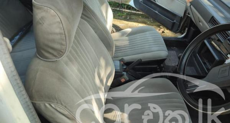 TOYOTA COROLLA AE80 1984