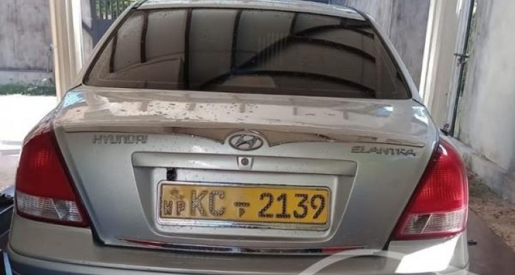 HYUNDAI ELANTRA 2002