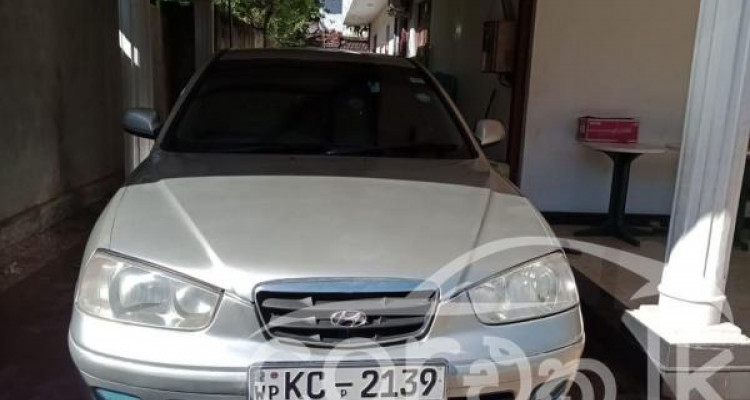 HYUNDAI ELANTRA 2002