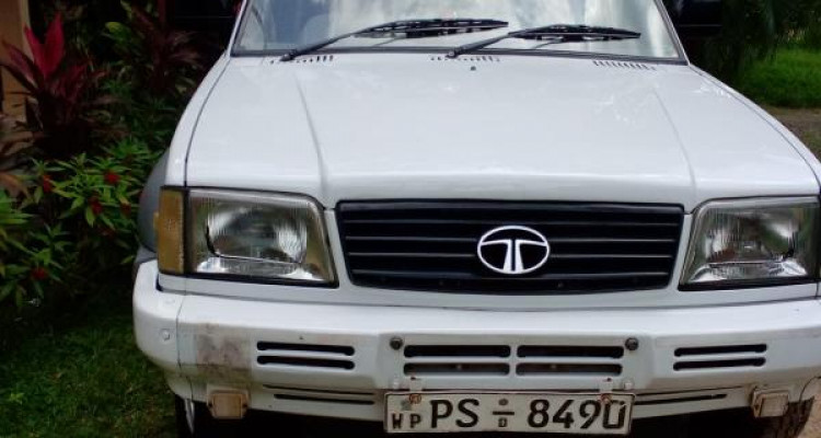 TATA 207 2012