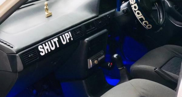 MAZDA FAMILIA 323 1991