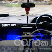 MAZDA FAMILIA 323 1991