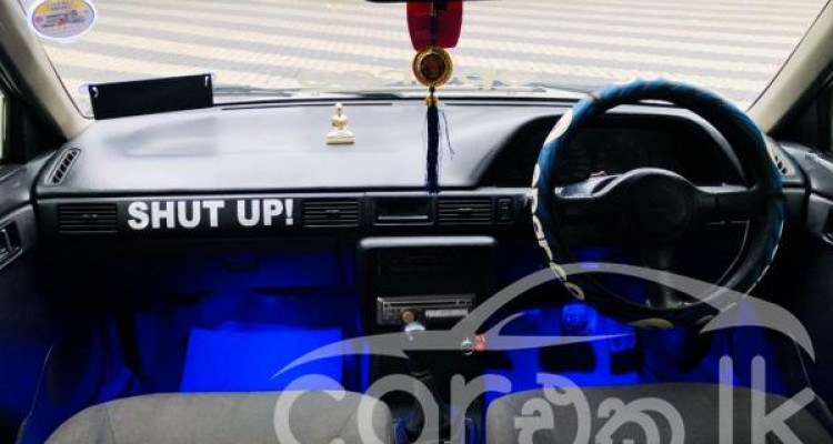 MAZDA FAMILIA 323 1991