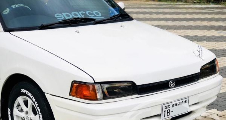 MAZDA FAMILIA 323 1991