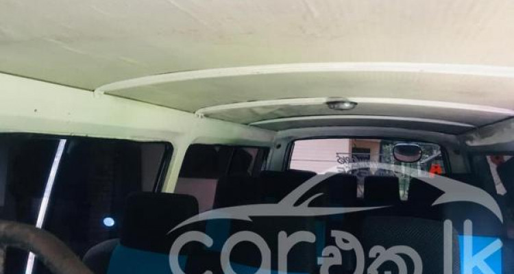 TOYOTA HIACE LH61 1992