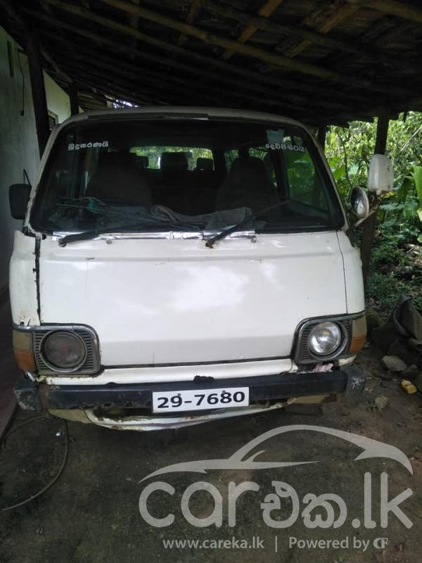 TOYOTA HIACE LH30 1981