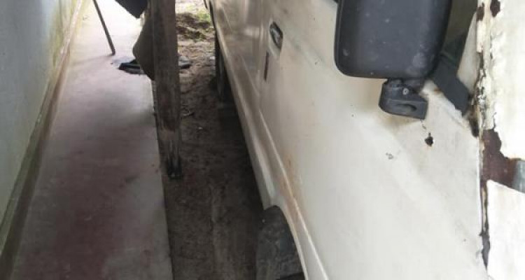 TOYOTA HIACE LH30 1981