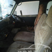 TOYOTA HIACE LH30 1981