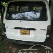 TOYOTA HIACE LH30 1981