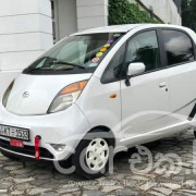 TATA NANO LX 2012