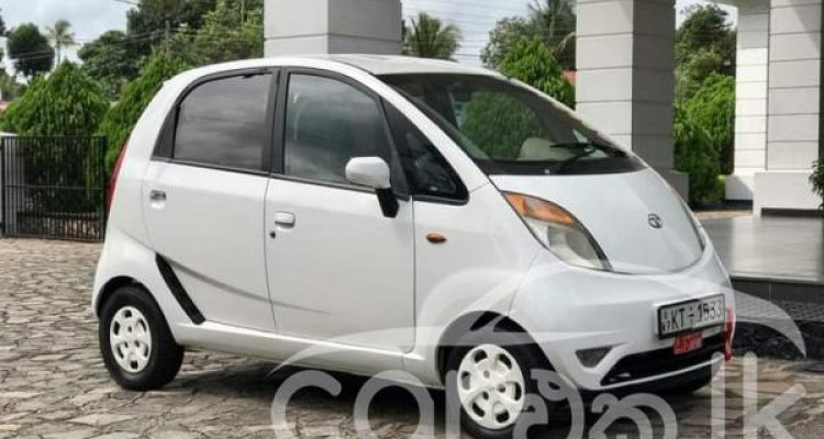 TATA NANO LX 2012
