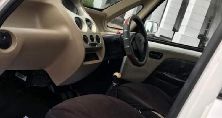 TATA NANO LX 2012