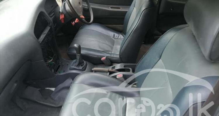 MITSUBISHI LANCER CB8 1993