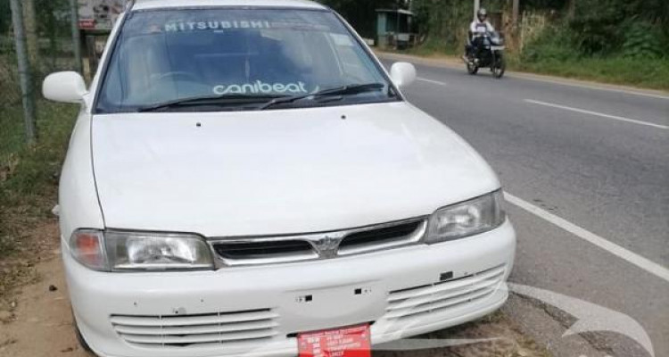 MITSUBISHI LANCER CB8 1993