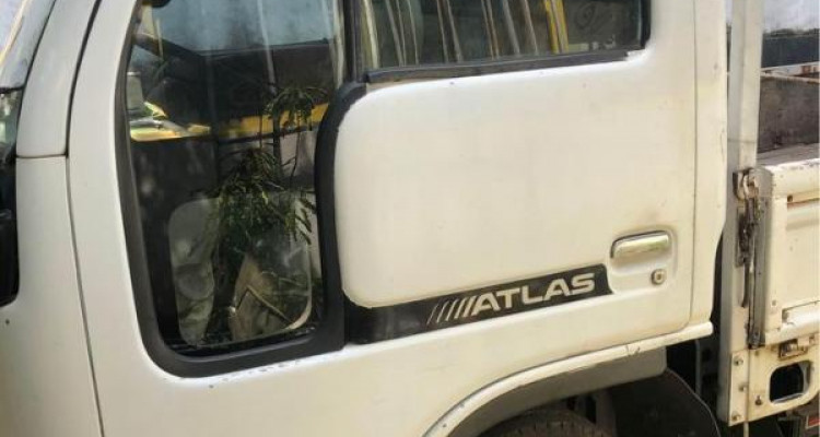 NISSAN ATLAS 1996