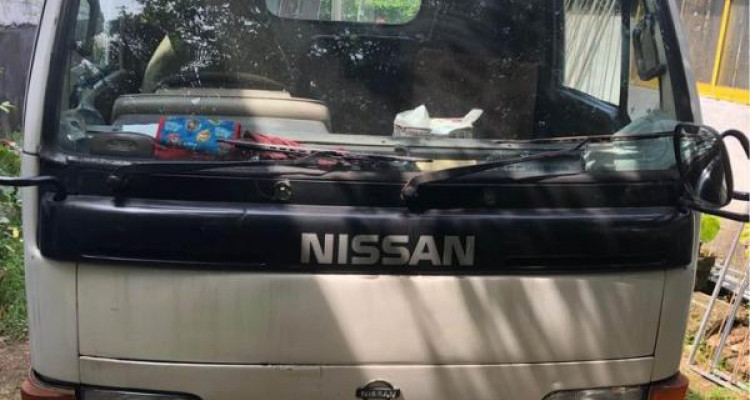 NISSAN ATLAS 1996