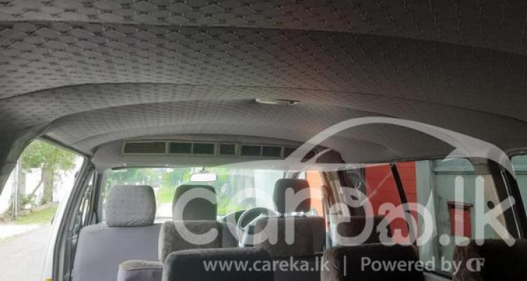 TOYOTA HIACE 2006