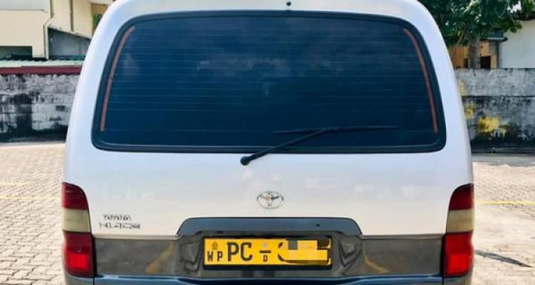 TOYOTA HIACE 2006
