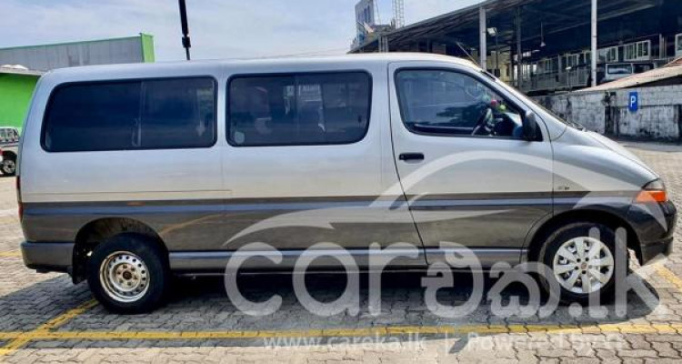 TOYOTA HIACE 2006