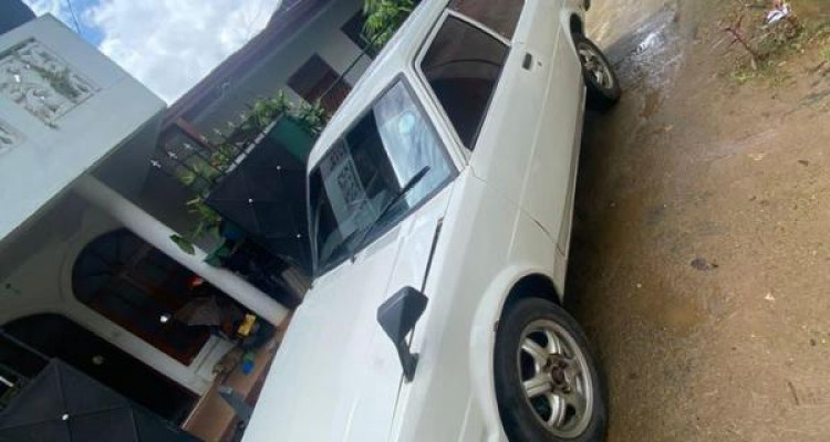 TOYOTA COROLLA KE72 1986