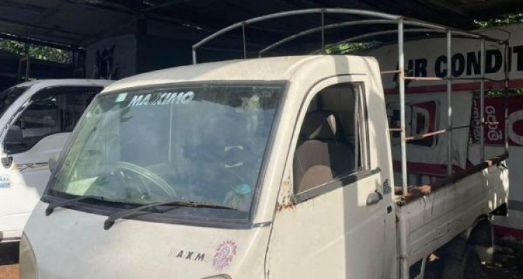 MAHINDRA MAXXIMO 2012