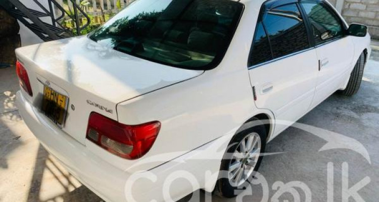 TOYOTA CARINA 2000