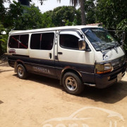 TOYOTA DOLPHIN 1998