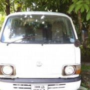 TOYOTA HIACE LH30 1985