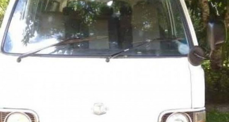 TOYOTA HIACE LH30 1985