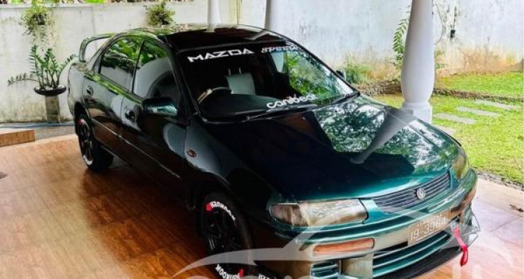 MAZDA FAMILIA 1995