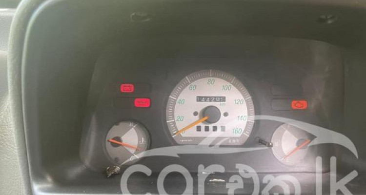SUZUKI MARUTI ZEN 2004