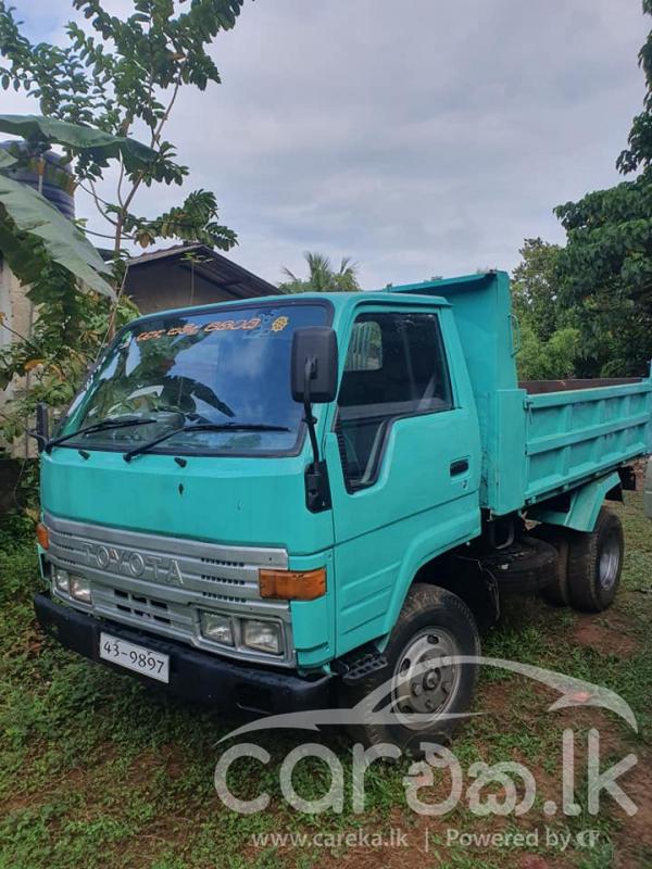 TOYOTA DYNA 1990 | Careka.lk