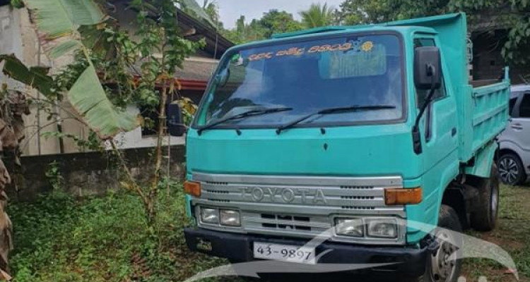 TOYOTA DYNA 1990