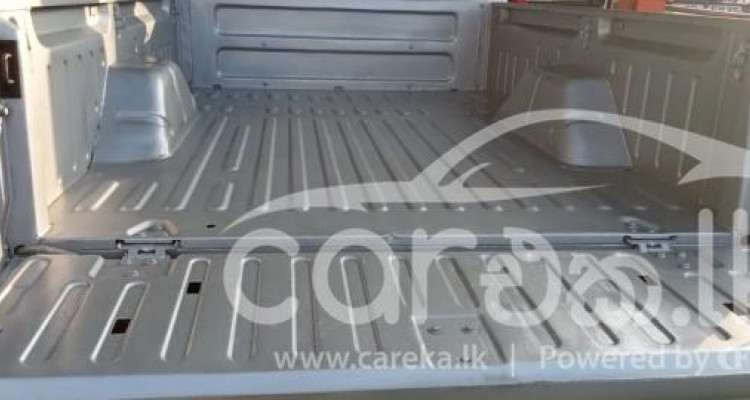 TATA XENON 2011