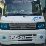 MITSUBISHI MINICAB 2003