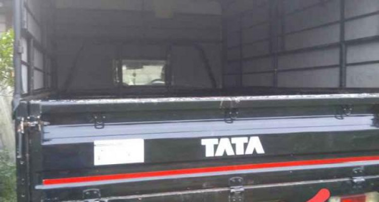 TATA XENON 2018