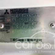 MITSUBISHI MINICAB 2002