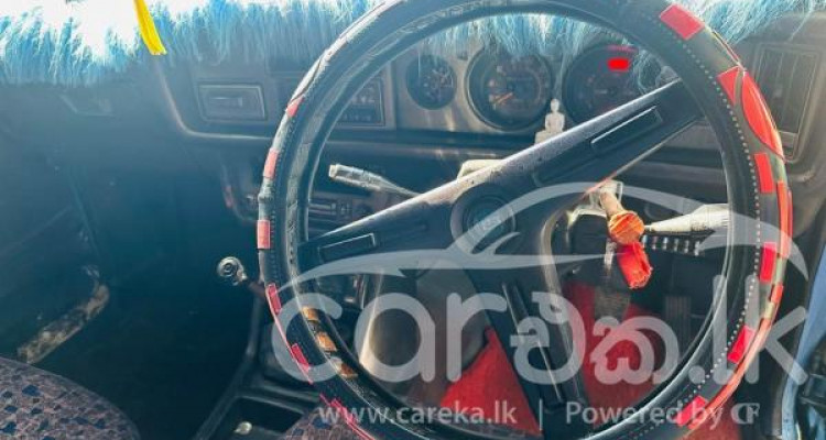 TOYOTA COROLLA KE30 1975