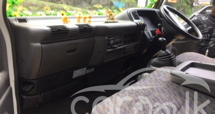 ISUZU ELF 1988