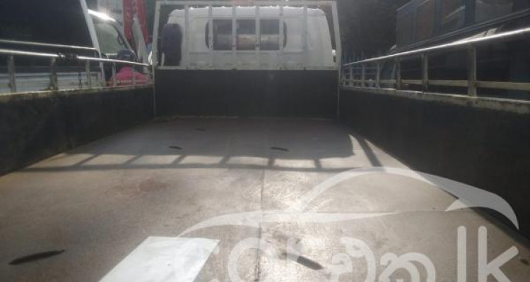 ISUZU ELF 1999