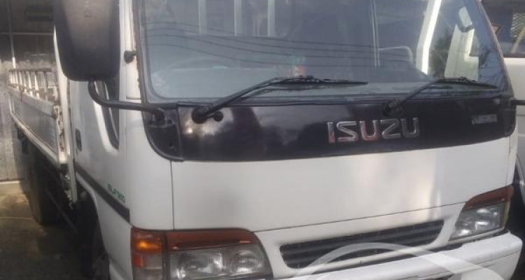 ISUZU ELF 1999