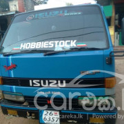 ISUZU NKR ELF 1977