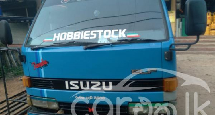 ISUZU NKR ELF 1977