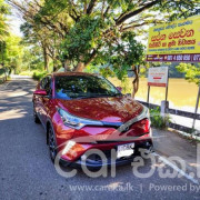 TOYOTA C-HR 2019