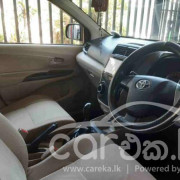 TOYOTA AVANZA 2012